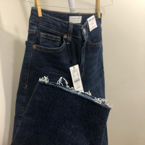 BRAND NEW 25W 30L TOPSHOP Raw Hem Jamie Jeans - Picture 4 of 7